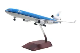model-samolotu-md-11-linii-klm-1-130-realistyczny-z-podstawka