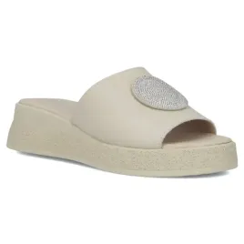 klapki-damskie-bezowe-filippo-dk6987-25-na-platformie-skorzane-na-lato