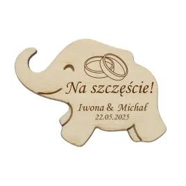podziekowanie-dla-gosci-na-slub-slonik-magnes-z-grawerem-drewno-prezent