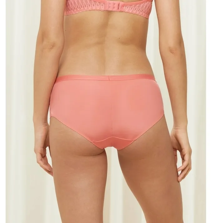 triumph-aura-spotlight-maxi-koral-44