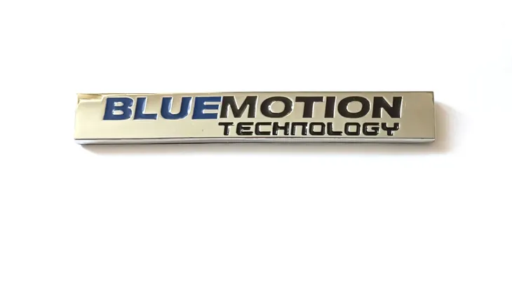 emblemat-znaczek-napis-klapy-bluemotion-tyl