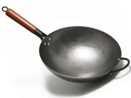 wok-chinski-kuty-stalowy-patelnia-gleboka-chinska-drewniany-uchwyty-34cm