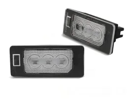 skoda-fabia-3-octavia-3-rapid-superb-3-lampki-led-tablicy-rejestracji