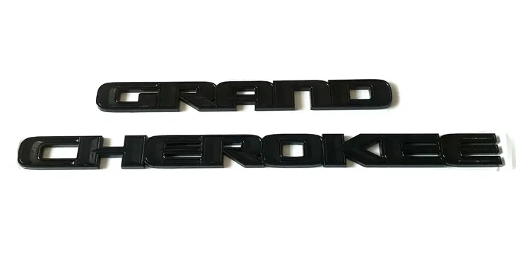 grand-cherokee-emblemat-znaczek