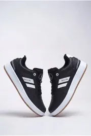 czarne-damskie-sportowe-buty-z-biala-podeszwa-i-sznurowaniem-36-5ga