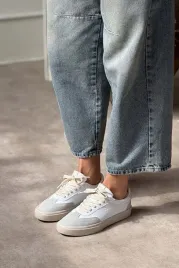 damskie-sportowe-buty-zamszowe-i-eko-skora-biale-36-5ga