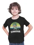 koszulka-syn-synozaur-rodzaj-gadzetu-koszulka