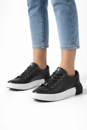 calvin-klein-jeans-czarne-sportowe-buty-z-biala-podeszwa-36-i3a