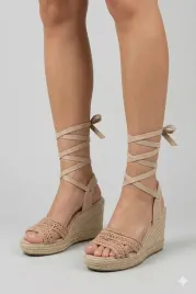 bezowe-espadryle-z-pleciona-koturna-i-wiazaniem-40-i1a