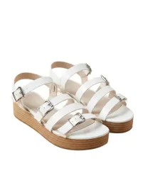asos-biale-sandaly-platformy-ze-srebrnymi-klamrami-38-4ca
