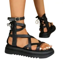 damskie-czarne-sandaly-na-lato-na-zamek-375-lbb