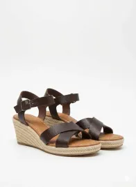 amazon-essentials-brazowe-sandaly-espadryle-z-podeszwa-ze-sznurka-355-6ga