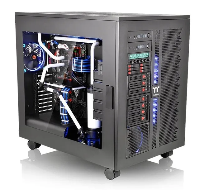 thermaltake-core-w200-full-tower-czarny