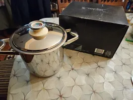 nowe-naczynie-z-pokrywka-58l-20cm-firmy-zepter-indukcja
