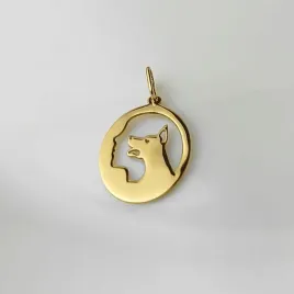 zlota-zawieszka-czlowiek-i-pies-symbol-przyjazni-mozliwosc-graweru-pr-5