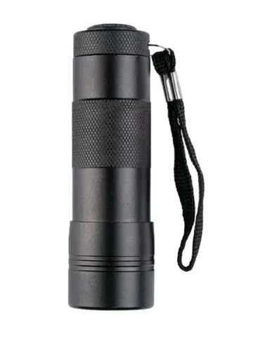 mil-tec-latarka-czarna