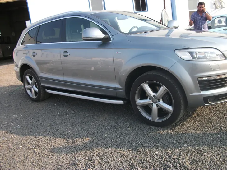 audi-q5-2017-orurowanie-stopnie-boki-progi-podesty-waga-z-opakowaniem-10-kg-stan-nowy
