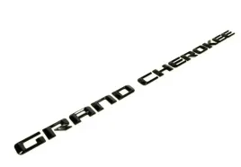 grand-cherokee-emblemat-znaczek