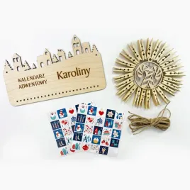 kalendarz-adwentowy-z-grawerem-dla-dziecka-swiateczny-zestaw-01a