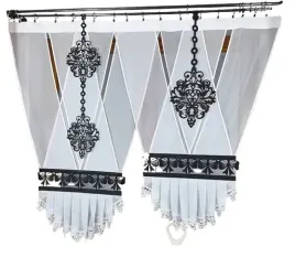 panel-v-ka-110x135cm-z-azurem-i-falbanami-bialy-z-czarnymi-dekorami