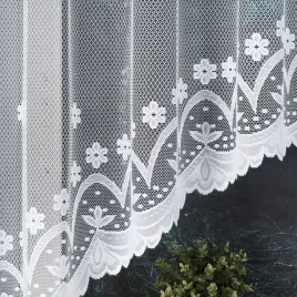 firanka-zakardowa-120x330-biala-gotowa-na-zabki-do-pokoju-kuchni-330x120