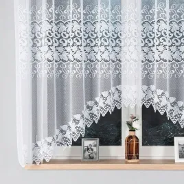gotowa-firana-klasyczna-160x410cm-na-zabki-biala-do-salonu-zakardowa