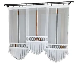 gotowe-firanki-panelowe-z-falbana-i-bialym-azurem-150x60