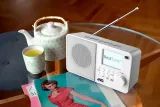 radio-dab-jvc-ra-e611w-dab-biale-waga-produktu-0-5-kg