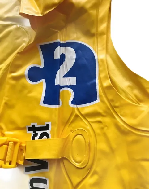 kamizelka-do-plywania-marka-intex