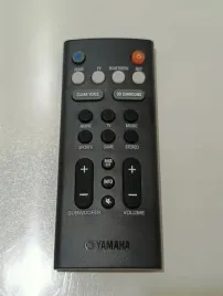 orginalny-pilot-soundbara-yamaha-yas-109