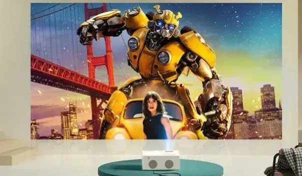 mini-projektor-ios-android-windows-bluetooth-1080p-dziala-z-tv