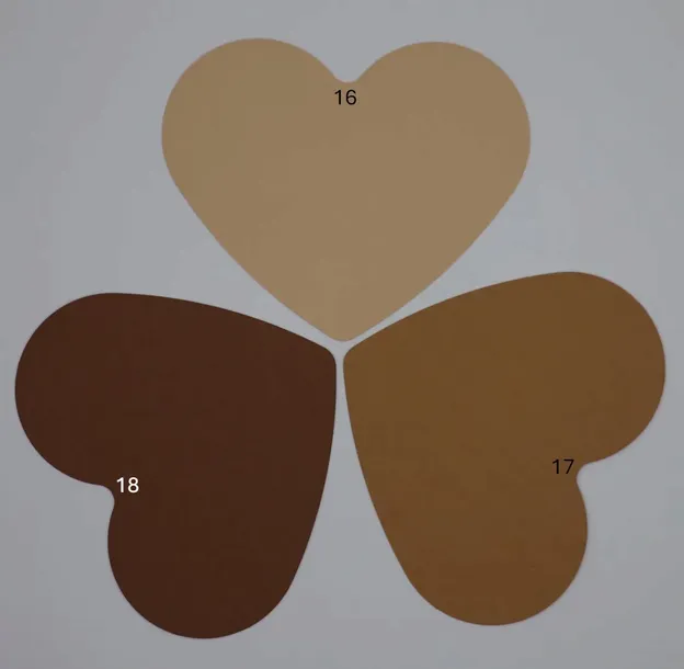 scrapki-w-ksztalcie-serca-75cm-material-papier