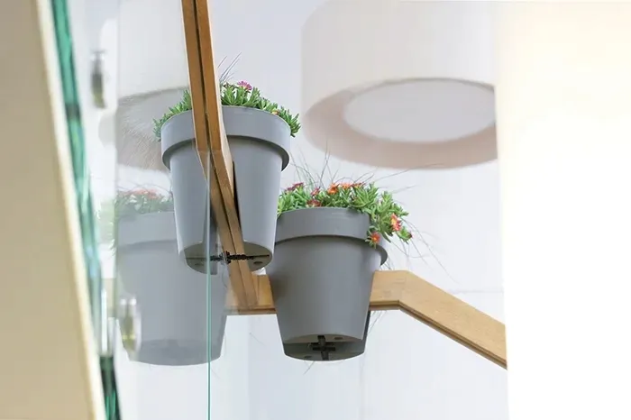 doniczka-na-balustrade-lofly-railing-limonka-25cm-stan-nowy