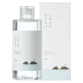 round-lab-time-deal-1025-dokdo-toner-wygladzajacy-tonik-do-twarzy-200ml