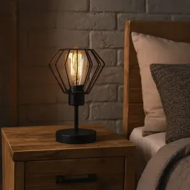 czarna-lampka-nocna-do-sypialni-kayla-loft-z-drucianym-kloszem