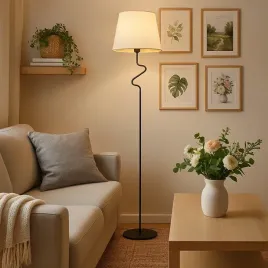 biala-lampa-podlogowa-do-czytania-ava-gold