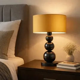 czarna-lampa-stolowa-z-ozdobnymi-kulami-tatiana-z-musztardowym-abazurem