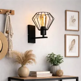 czarna-oprawa-scienna-w-stylu-loftowym-fatima-loft-z-drucianym-kloszem
