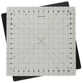fiskars-obrotowa-mata-podkladka-do-ciecia-rekodziela-14x14-cali-355x355cm