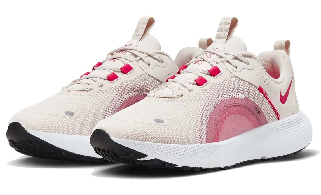 nike-react-escape-rn-2