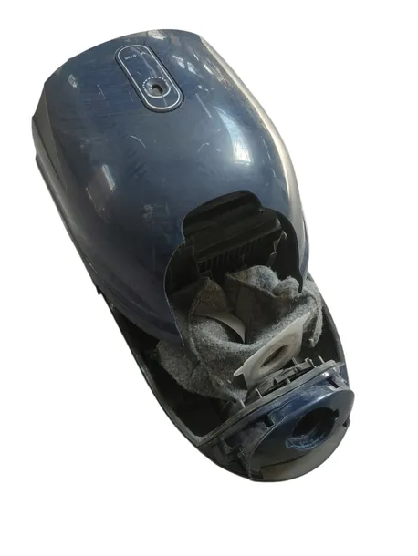 odkurzacz-workowy-panasonic-mc-e738-1400w-korpus-kod-producenta-mc-e738