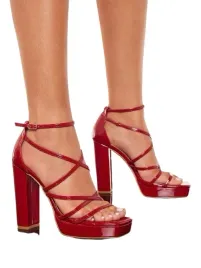shein-czerwone-lakierowane-sandaly-na-slupku-i-platformie-us11-1ja