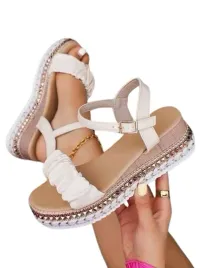 shein-sandaly-na-platformie-kremowe-na-lato-41-l8f
