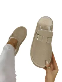 bezowe-damskie-sandaly-z-futerkiem-i-klamra-38-1la