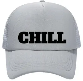 czapka-z-daszkiem-z-siatka-trucker-z-napisem-chill-idealna-na-lato
