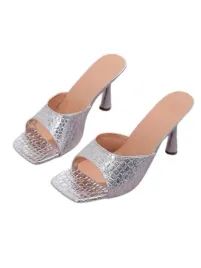 eleganckie-klapki-na-obcasie-srebrne-wzor-39-lgc