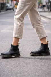 dr-martens-czarne-botki-z-kozuszkiem-skorzane-41-i4a