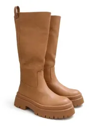 pullandbear-kowbojki-karmelowe-z-gruba-podeszwa-i-wyciaganiem-36-3ea