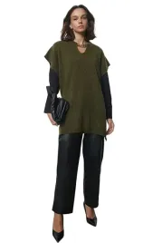 trendyol-khaki-kamizelka-damska-z-dekoltem-w-szpic-z-dzianiny-s-5ea