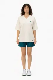 new-balance-kremowy-t-shirt-z-numerem-9-na-plecach-bawelna-s-i3a